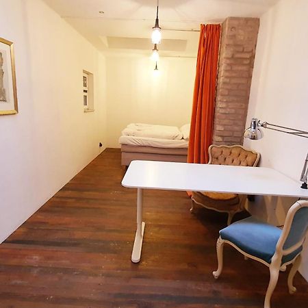 Helles Zimmer Im Loft MHG Exteriör bild